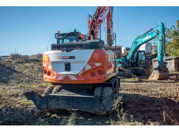 Excavator pe roti Hitachi ZX 145 - Stoc Cluj de vanzare